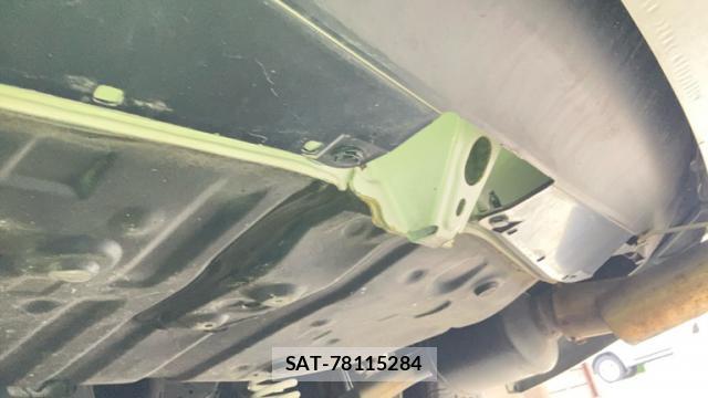 Toyota HARRIER 2015-11 8816294-8