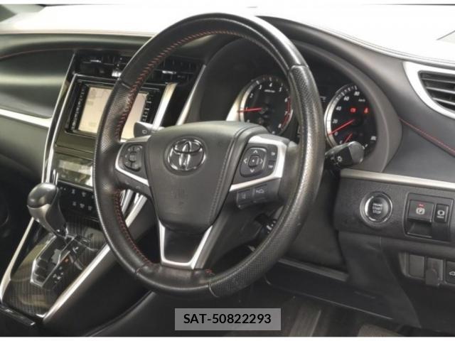 Toyota HARRIER 2017-08 8816800-2