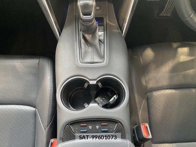 Toyota HARRIER 2024-03 8817180-11