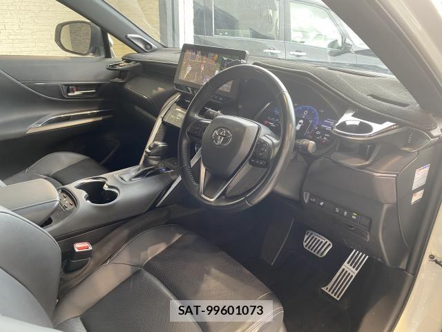 Toyota HARRIER 2024-03 8817180-15