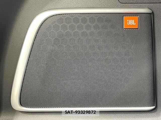 Toyota HARRIER 2024-12 8817266-3