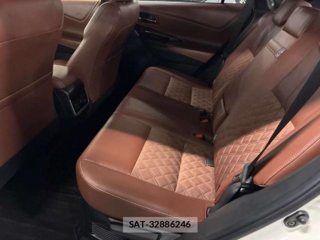 Toyota HARRIER 2018-02 8817338-6