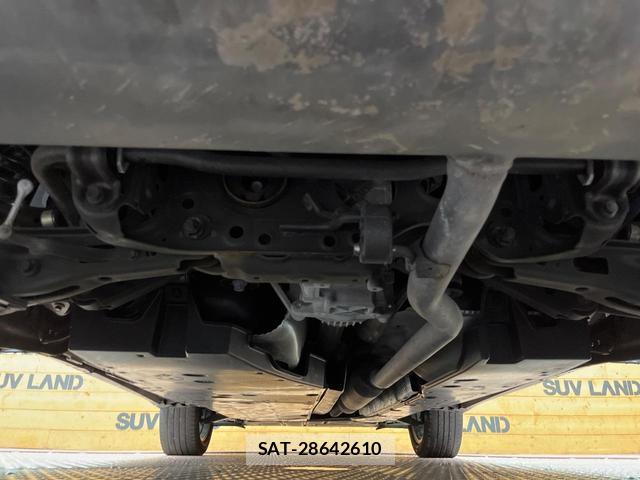 Toyota HARRIER 2023-08 8817372-18