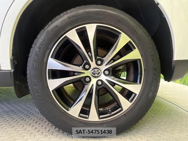 Toyota HARRIER 2016-05 8817519-12