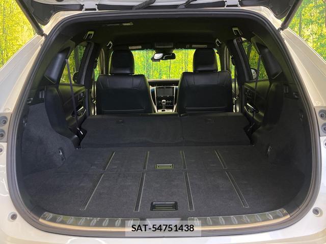 Toyota HARRIER 2016-05 8817519-9