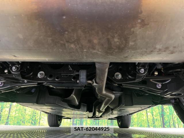 Toyota HARRIER 2025-01 8817520-18