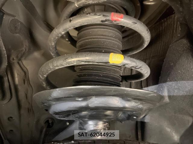Toyota HARRIER 2025-01 8817520-19