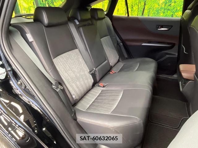 Toyota HARRIER 2021-08 8817560-8