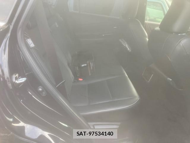 Toyota HARRIER 2017-08 8817626-11