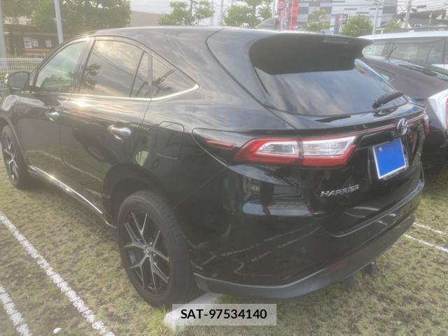 Toyota HARRIER 2017-08 8817626-12
