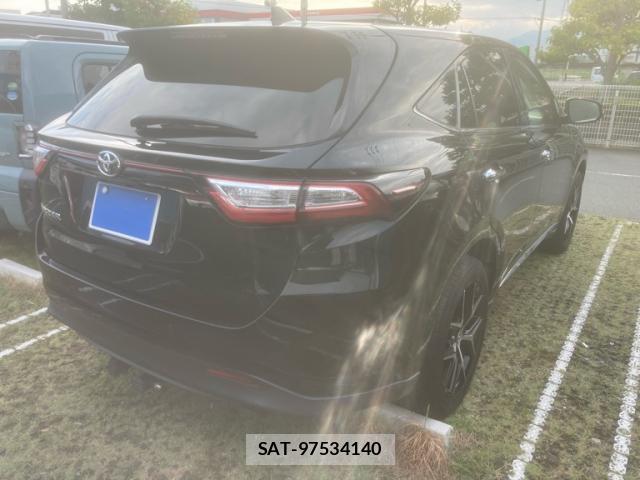 Toyota HARRIER 2017-08 8817626-13