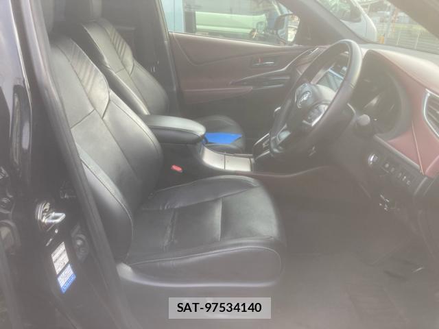 Toyota HARRIER 2017-08 8817626-15