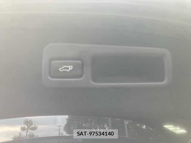 Toyota HARRIER 2017-08 8817626-9