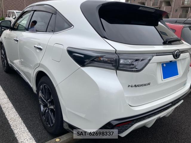 Toyota HARRIER 2019-06 8817627-12