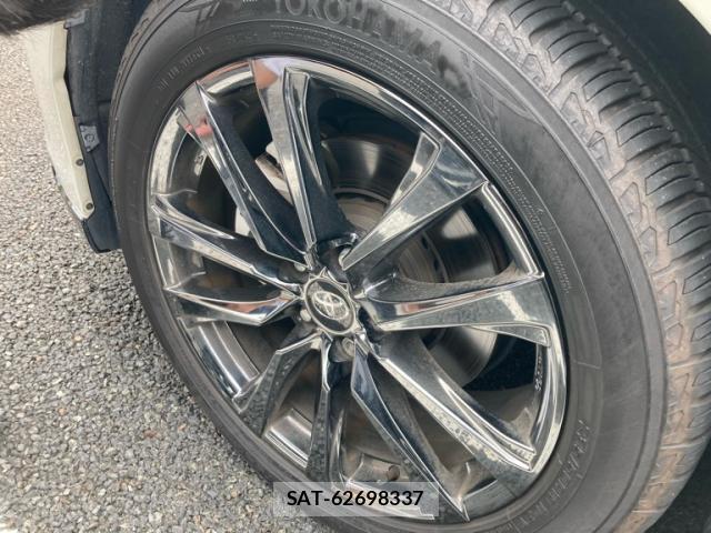 Toyota HARRIER 2019-06 8817627-5