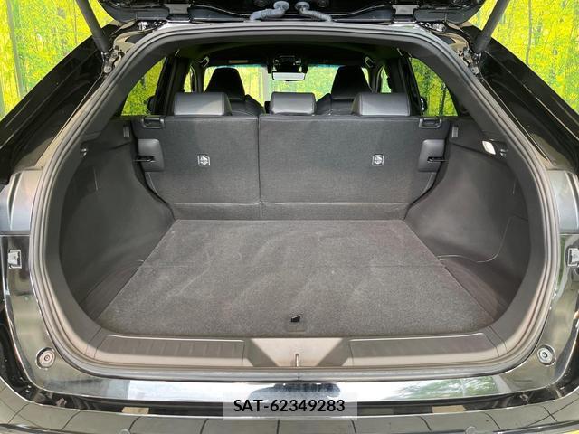 Toyota HARRIER 2025-01 8817657-9