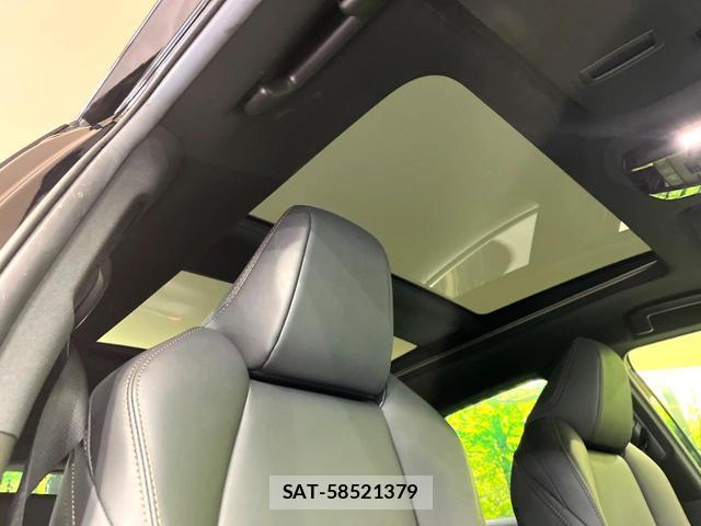 Toyota HARRIER 2021-03 8817685-2