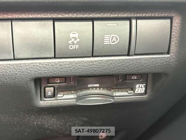Toyota HARRIER 2023-04 8817753-13