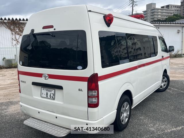 Toyota HIACE COMMUTER 2010-03 8815145-1