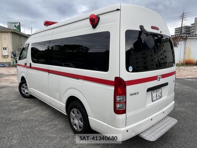 Toyota HIACE COMMUTER 2010-03 8815145-3