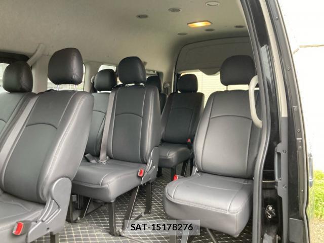 Toyota HIACE COMMUTER 2025-08 8816405-3