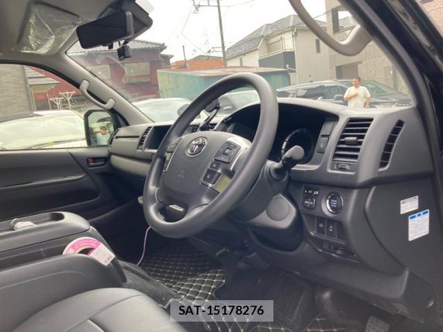 Toyota HIACE COMMUTER 2025-08 8816405-5