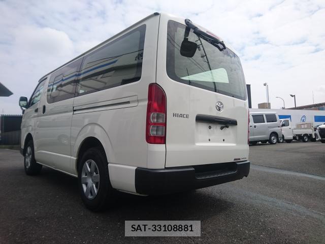 Toyota HIACE VAN 2021-08 8812387-14