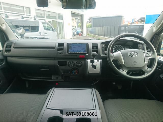 Toyota HIACE VAN 2021-08 8812387-2