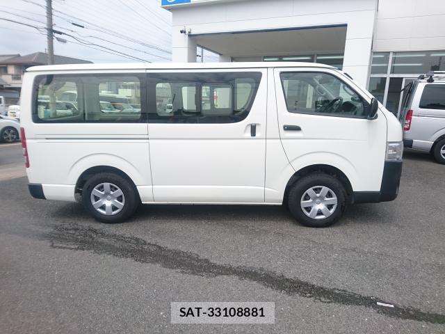 Toyota HIACE VAN 2021-08 8812387-3