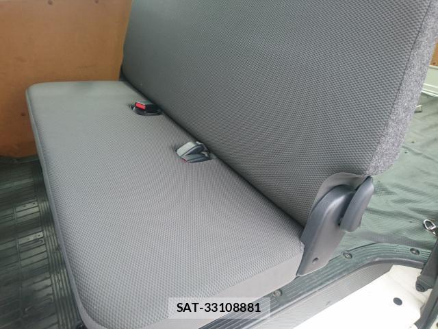 Toyota HIACE VAN 2021-08 8812387-6
