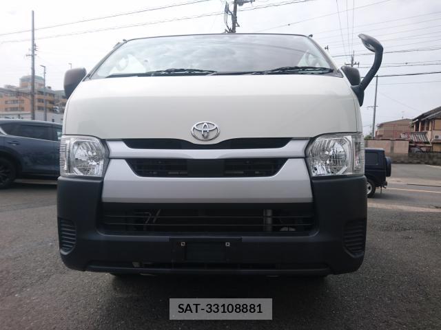 Toyota HIACE VAN 2021-08 8812387-9