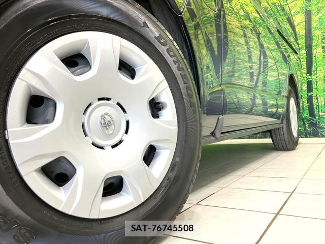 Toyota HIACE VAN 2025-07 8812478-12