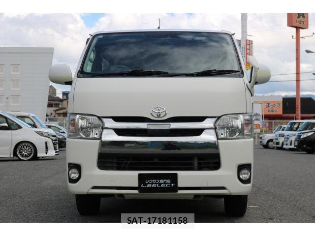 Toyota HIACE VAN 2017-12 8812498-12
