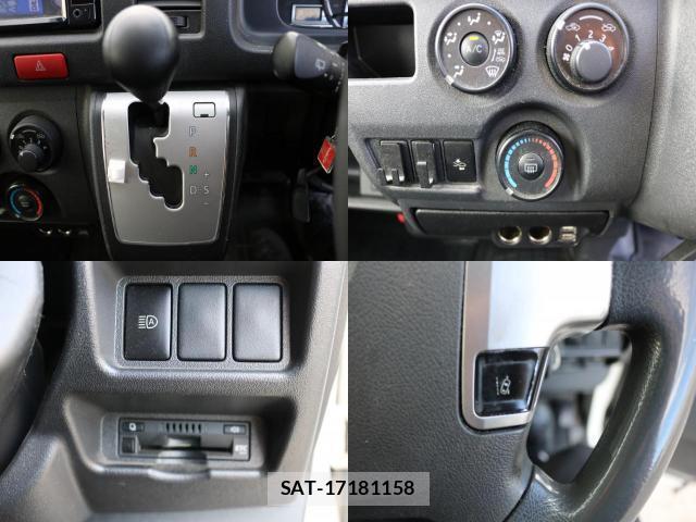 Toyota HIACE VAN 2017-12 8812498-7
