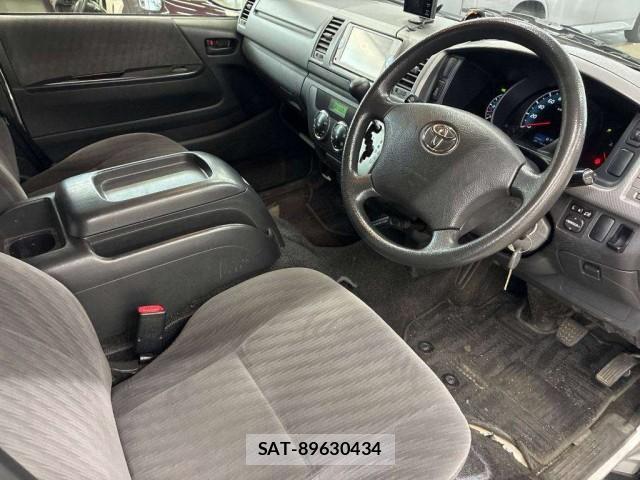 Toyota HIACE VAN 2012-12 8812581-2