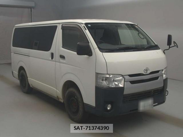 Toyota HIACE VAN 2016-01 8812602-0