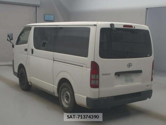 Toyota HIACE VAN 2016-01 8812602-1