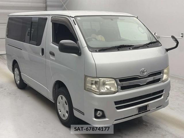 Toyota HIACE VAN 2010-11 8812603-0
