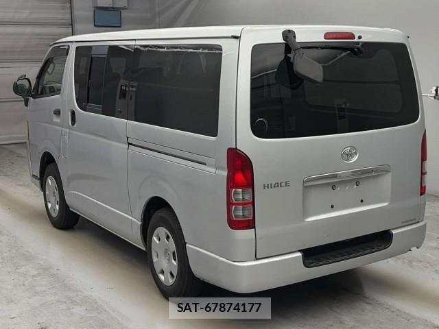 Toyota HIACE VAN 2010-11 8812603-1