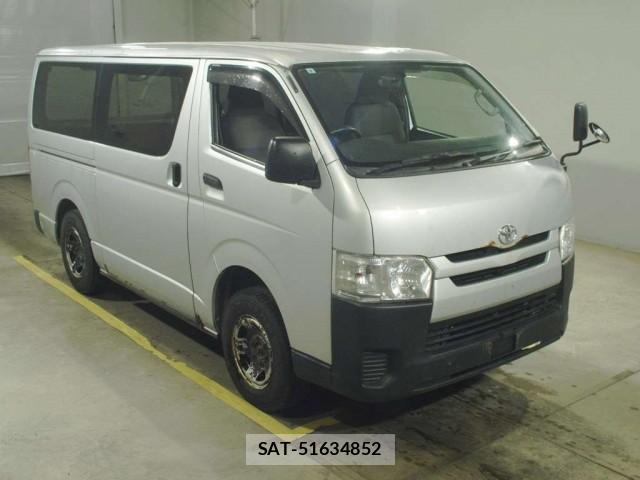 Toyota HIACE VAN 2016-08 8812606-0