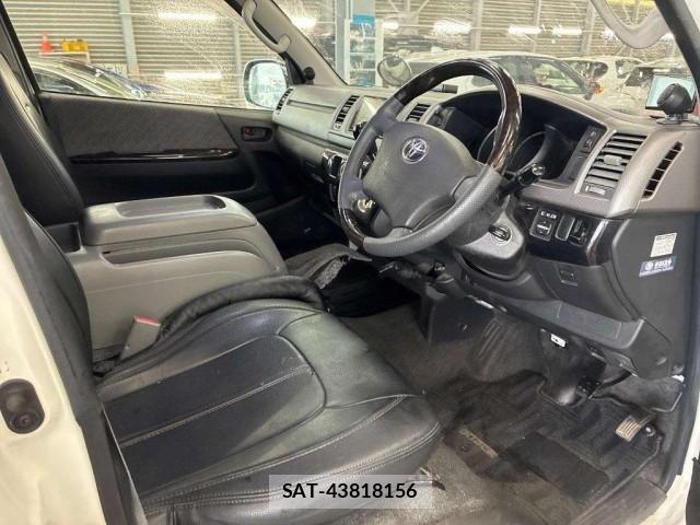 Toyota HIACE VAN 2008-12 8812626-3