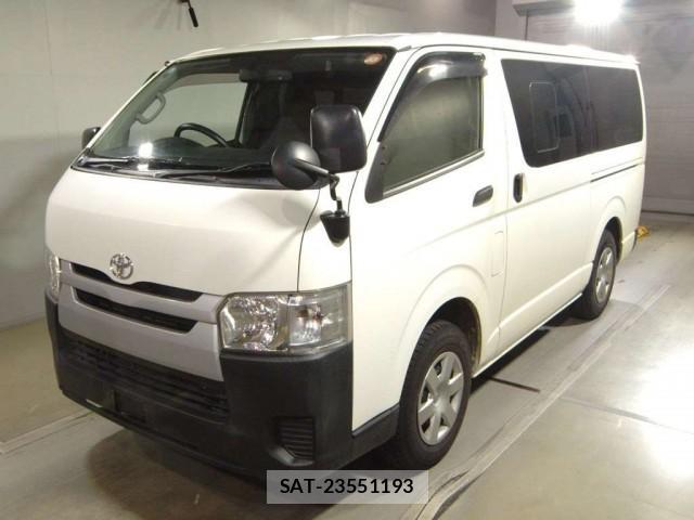 Toyota HIACE VAN 2016-08 8812635-0