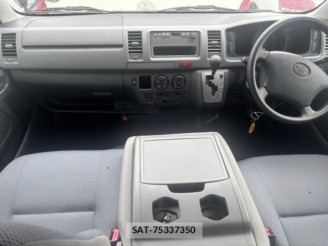 Toyota HIACE VAN 2005-08 8812712-4