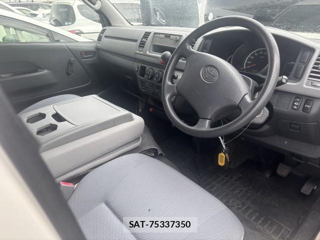 Toyota HIACE VAN 2005-08 8812712-7