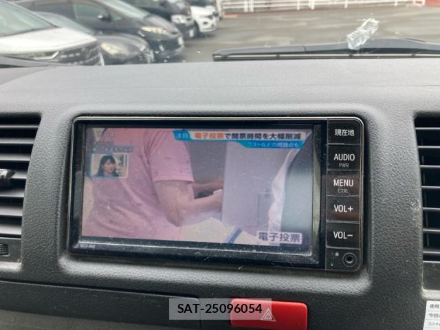 Toyota HIACE VAN 2018-12 8812982-18