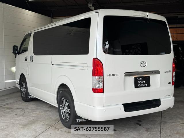Toyota HIACE VAN 2025-07 8813111-14