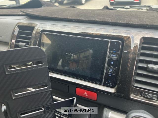 Toyota HIACE VAN 2020-05 8813344-11