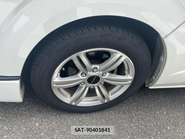 Toyota HIACE VAN 2020-05 8813344-12