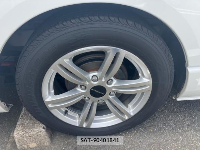 Toyota HIACE VAN 2020-05 8813344-13
