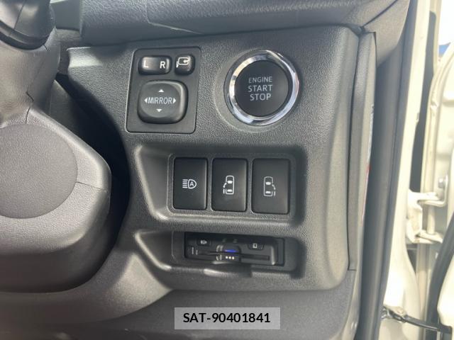 Toyota HIACE VAN 2020-05 8813344-19